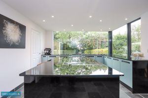 Kitchen- click for photo gallery